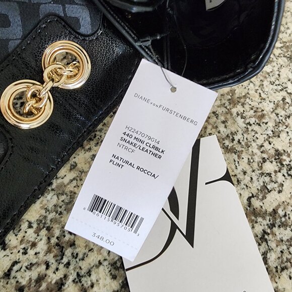 BNWT β Diane Von Furstenberg Snake Skin & Leather Crossbody π€β¨(#103) - Picture 13 of 14